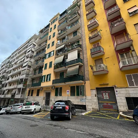 Spacious Chez Max Apartman *